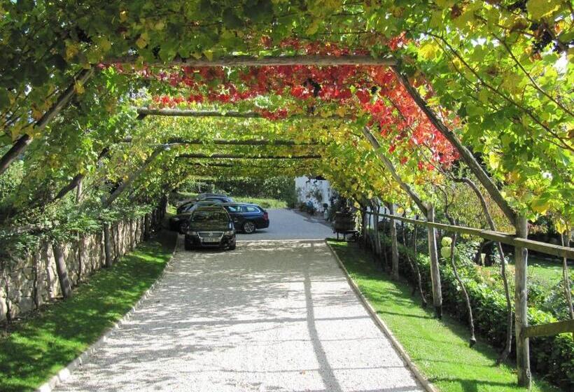 Отель & Residence Rebhof