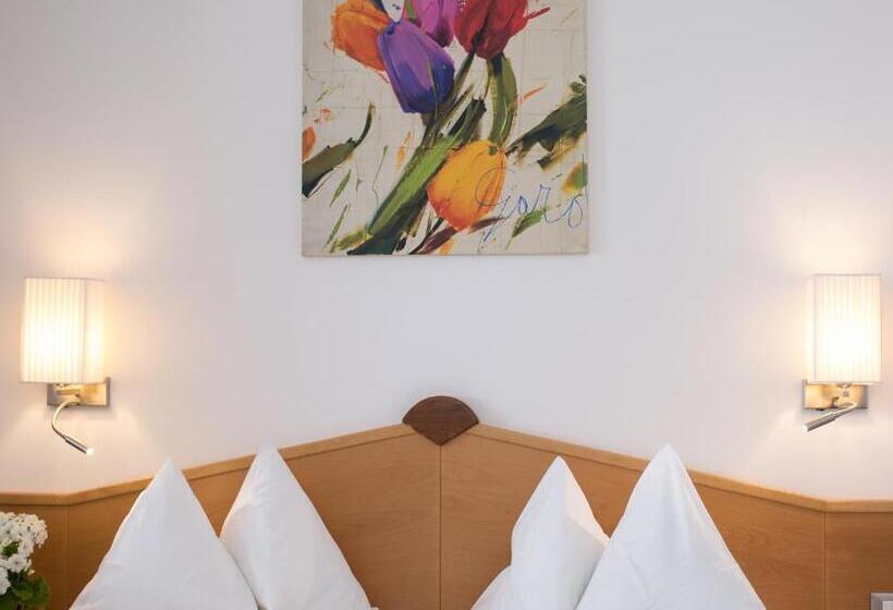 Отель & Residence Rebhof