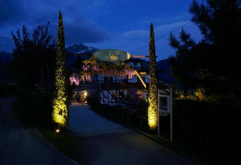 Отель & Residence Rebhof