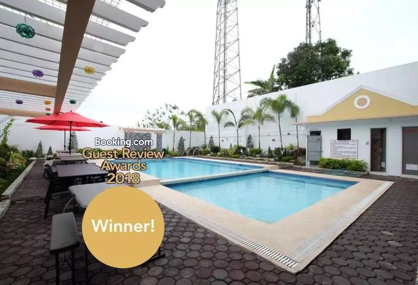 ホテル Zen Rooms  Georgina Tagaytay