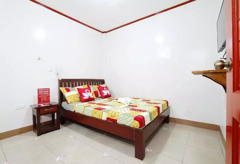 ホテル Zen Rooms  Georgina Tagaytay