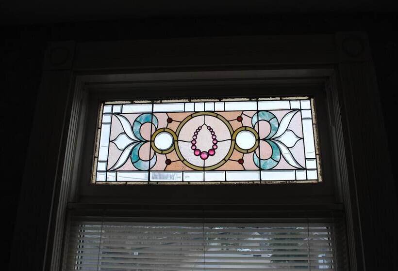 L&n Bed And Breakfast Ltd