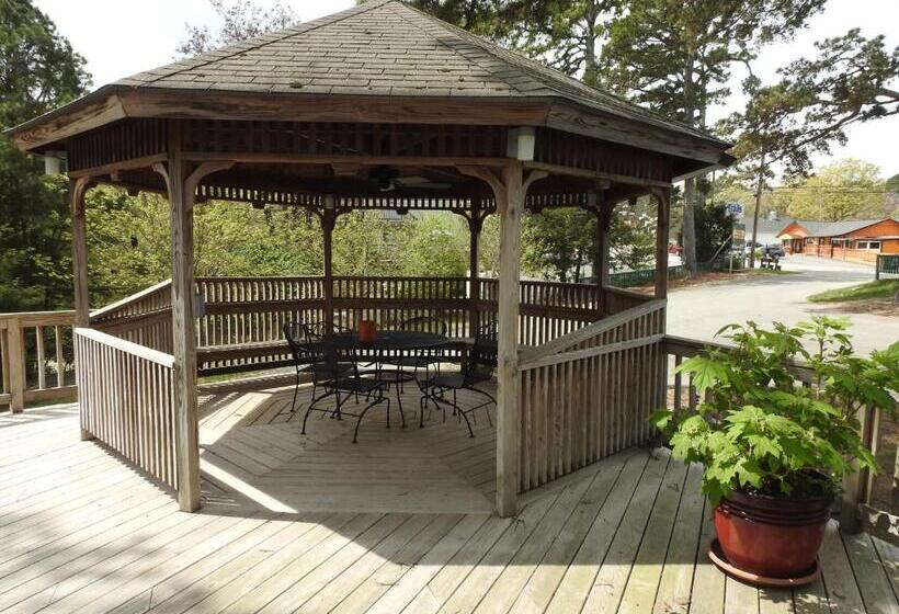 מוטל Edelweiss Inn