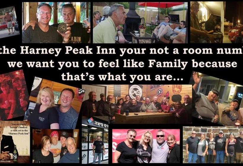 모텔 Harney Peak Inn