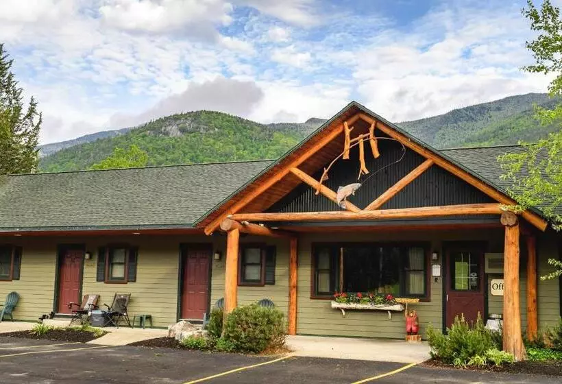 モーテル Hungry Trout Resort