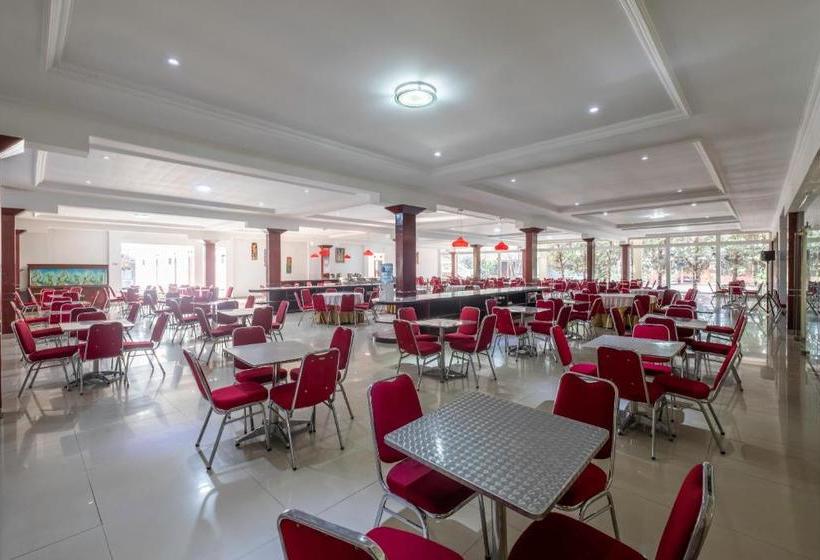 בית מלון כפרי Narima Resort