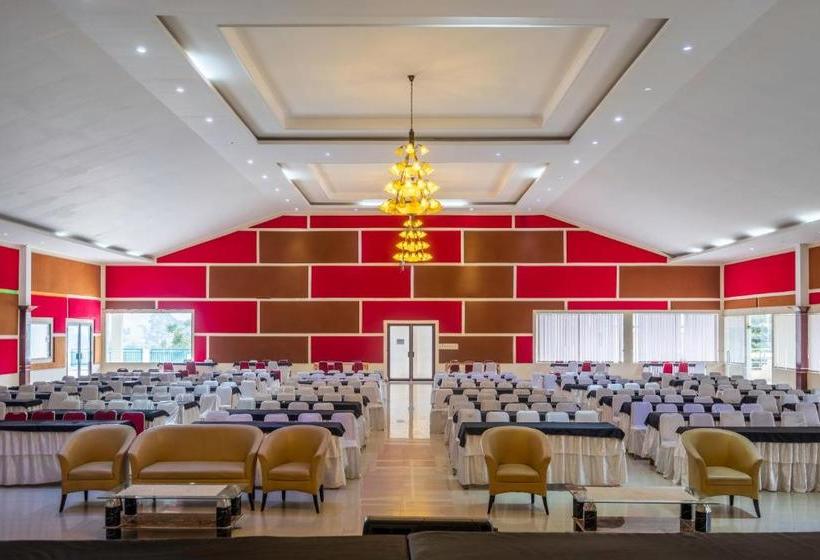 בית מלון כפרי Narima Resort