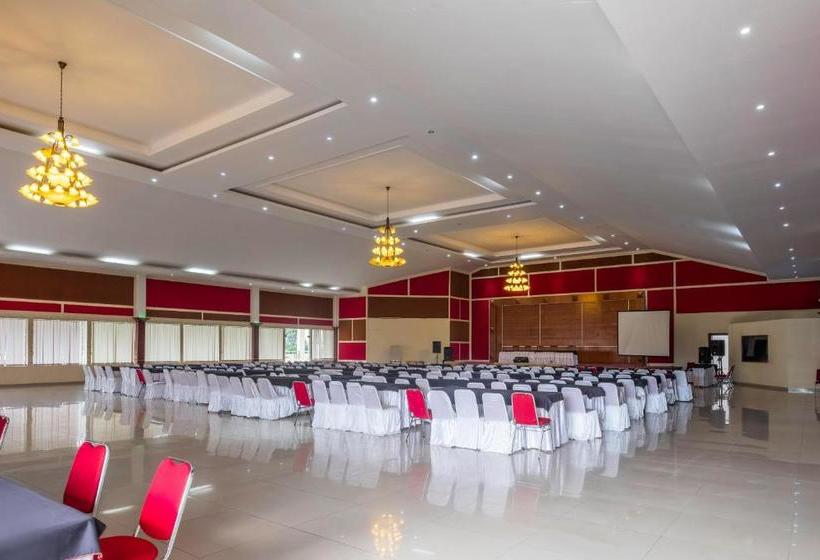 בית מלון כפרי Narima Resort