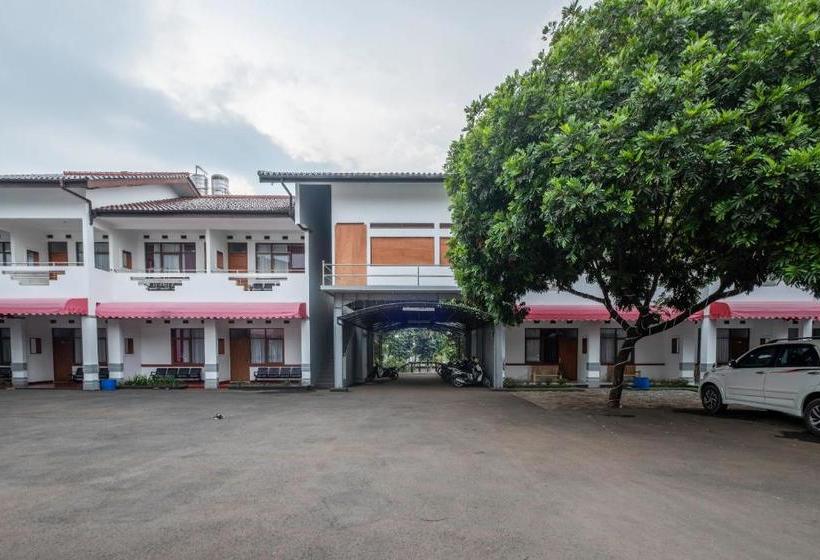 בית מלון כפרי Narima Resort