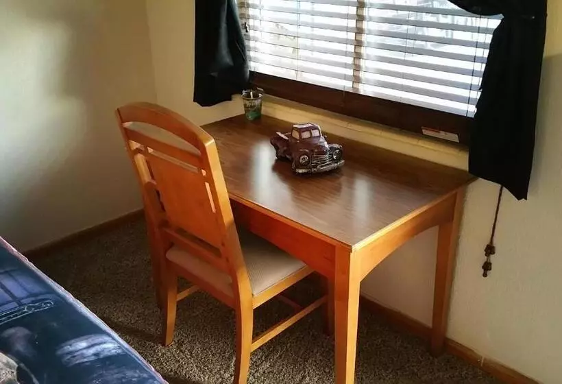 Oakland Motel