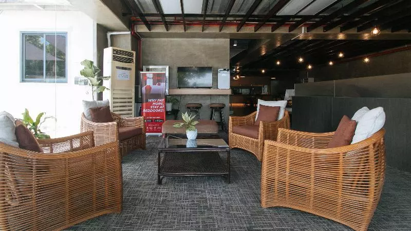 Hotelli Insular Square Mandaue City By Reddoorz