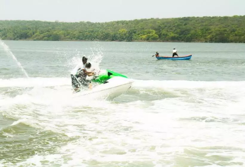 Athaang Beach Resort