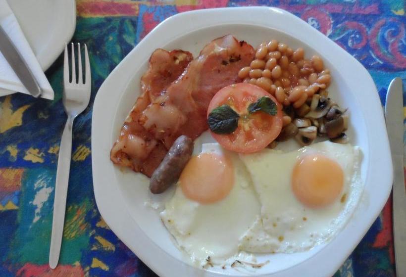 مبيت وإفطار Mdoni House Guest Lodge