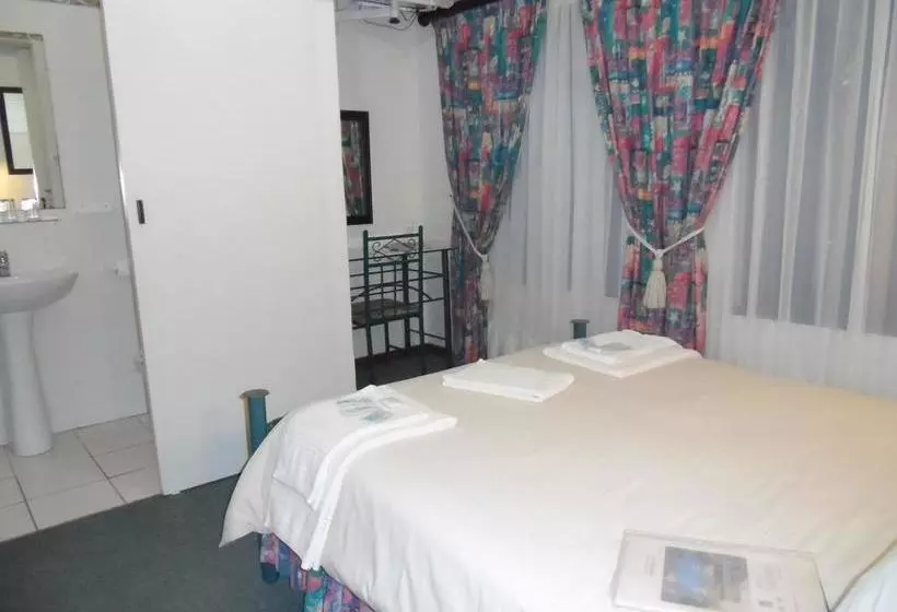 ベッドアンドブレックファースト Mdoni House Guest Lodge