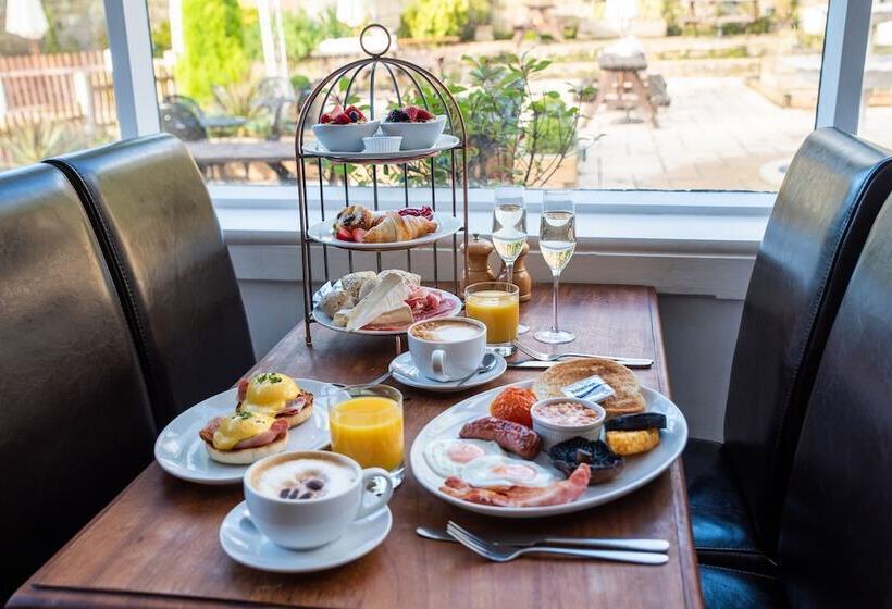 Bed and Breakfast The Family Tree