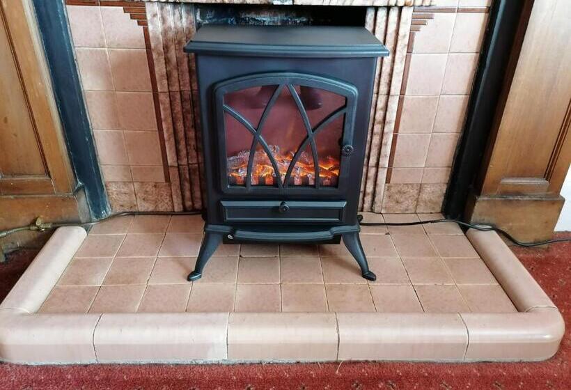 Broomfield House Bed And Breakfast