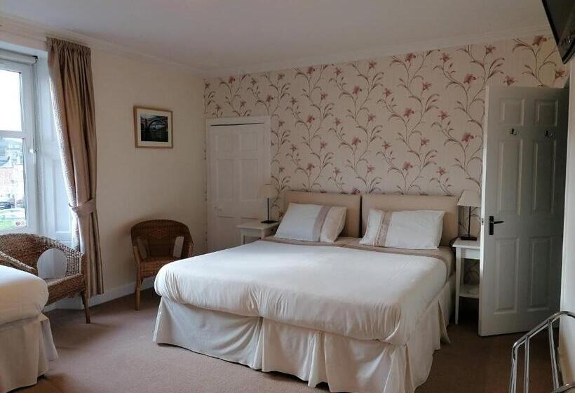 Broomfield House Bed And Breakfast