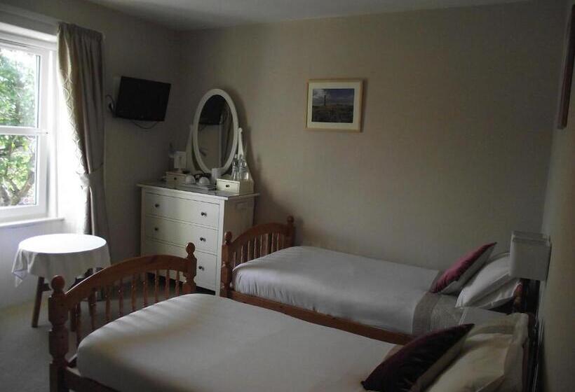 Broomfield House Bed And Breakfast