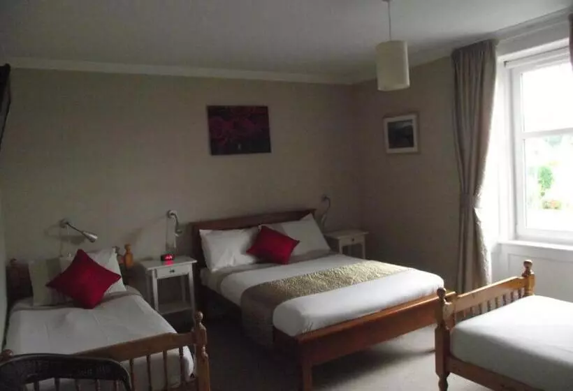 Broomfield House Bed And Breakfast