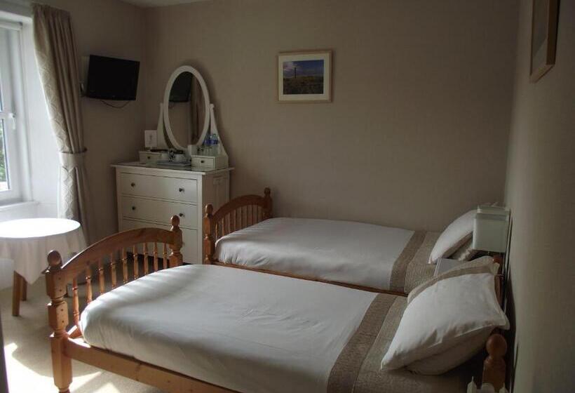Broomfield House Bed And Breakfast