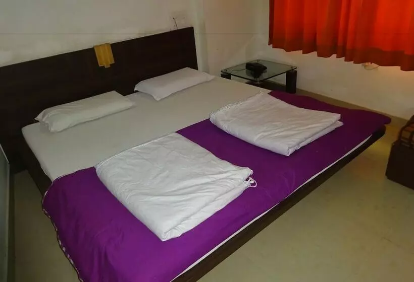 Hotelli Bhakti Palace