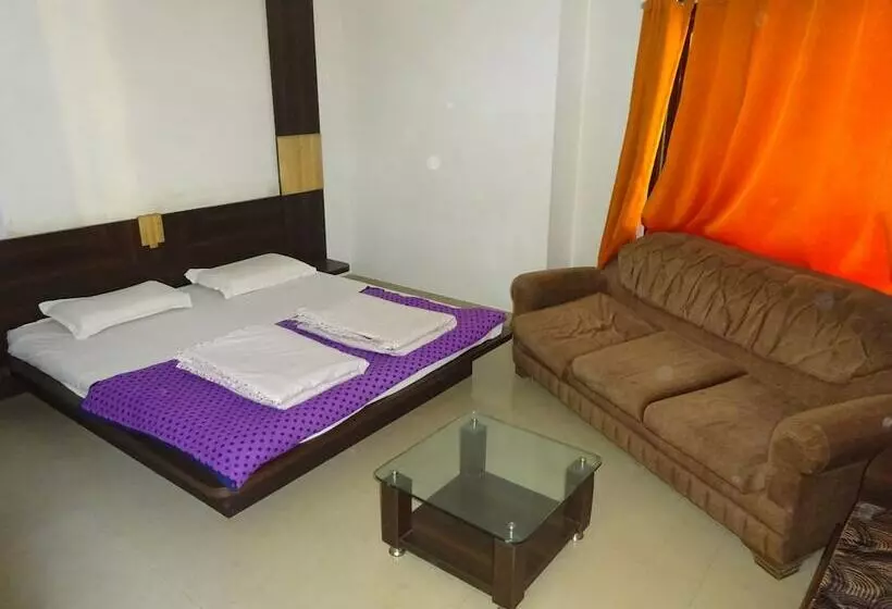 Hotelli Bhakti Palace