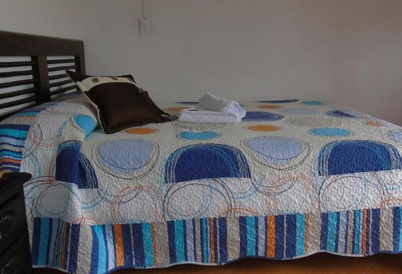 בית מלון כפרי Europa Ecotours