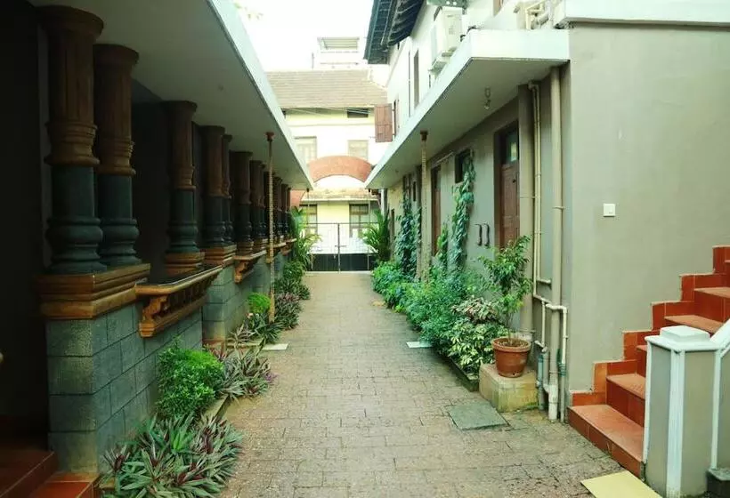 Hotelli Gurukripa Heritage