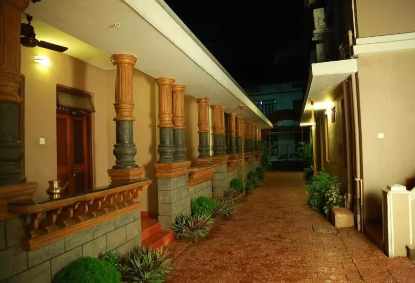 Hotelli Gurukripa Heritage