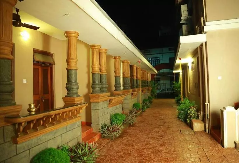 Hotelli Gurukripa Heritage