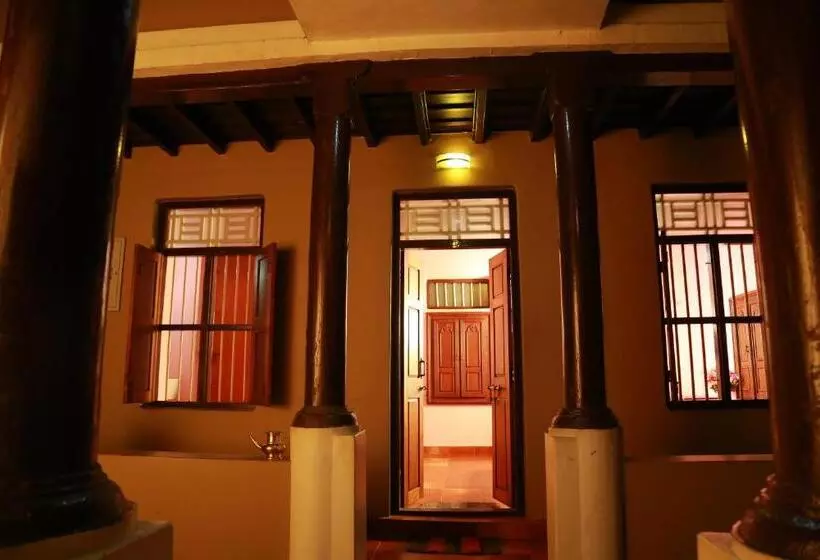 Hotelli Gurukripa Heritage