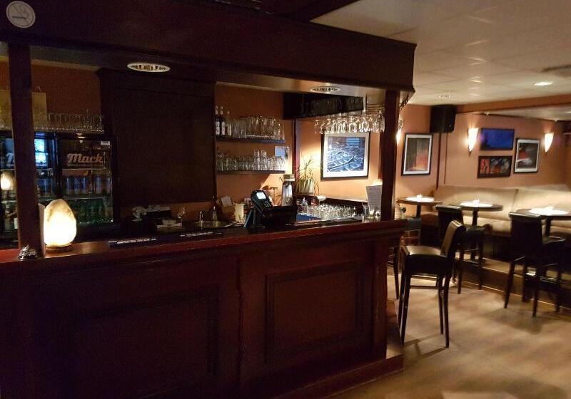 בית מלון כפרי L Maritim Skjervoy