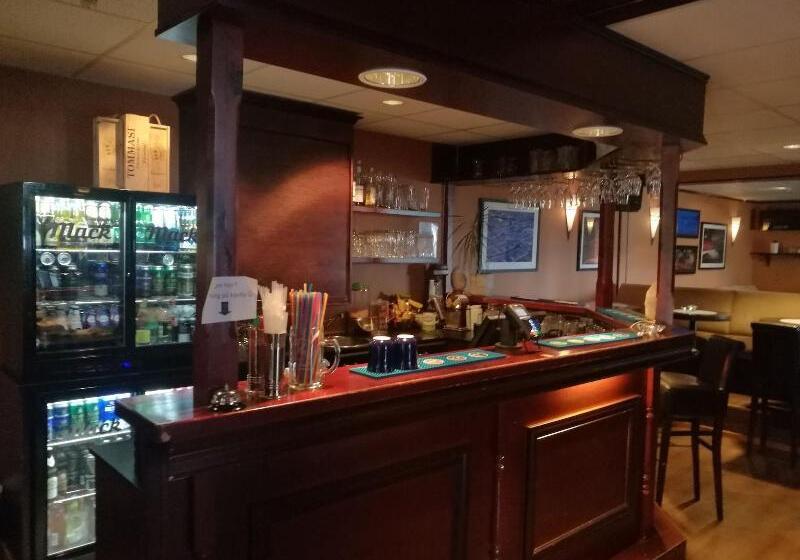 בית מלון כפרי L Maritim Skjervoy