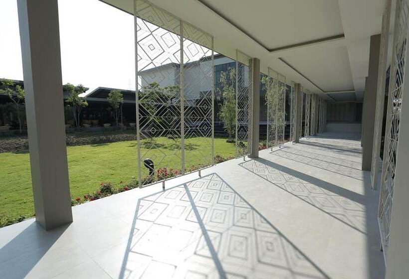 Navela Hotel & Convention