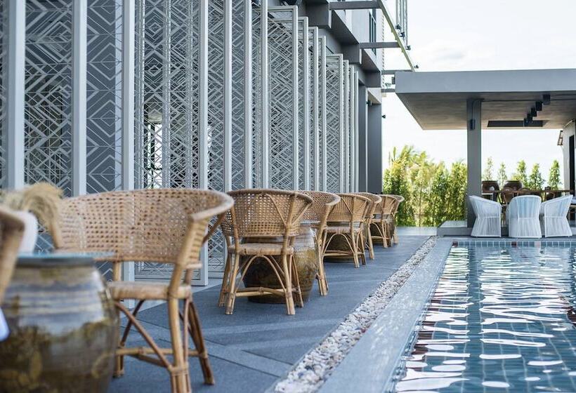 Navela Hotel & Convention