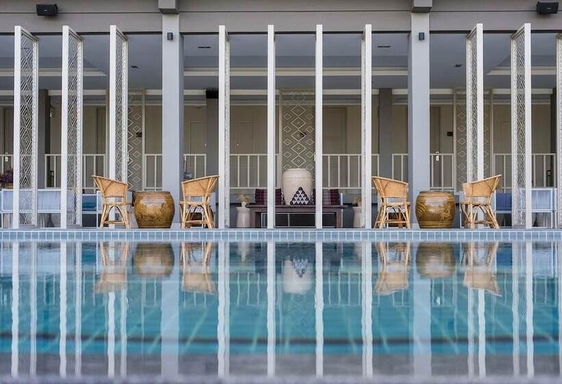 Navela Hotel & Convention