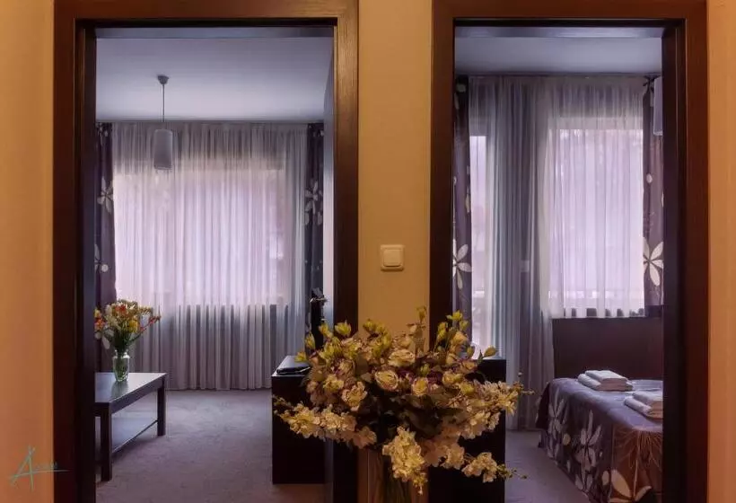 ホテル Ostrova Holiday Village