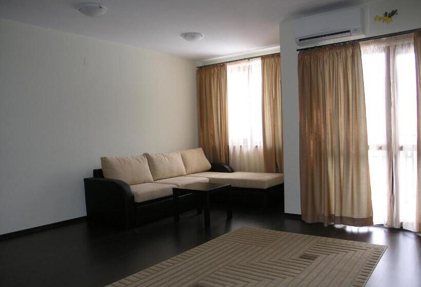 호텔 Ostrova Holiday Village