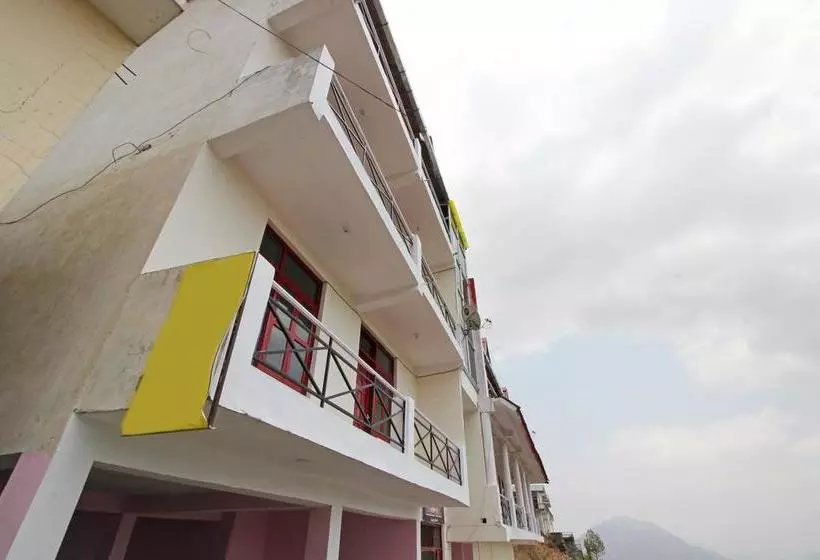 ホテル Hd View Point By OYO Rooms