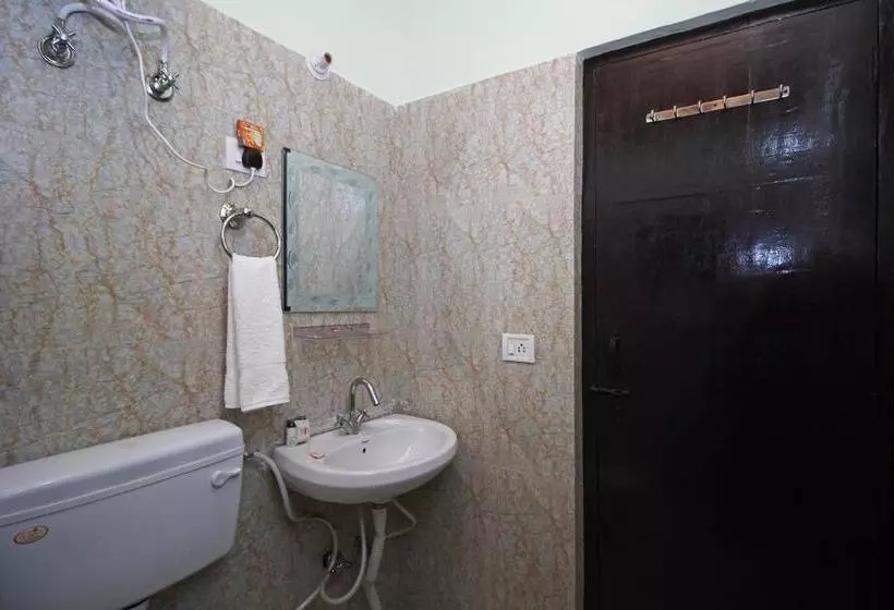 ホテル Hd View Point By OYO Rooms