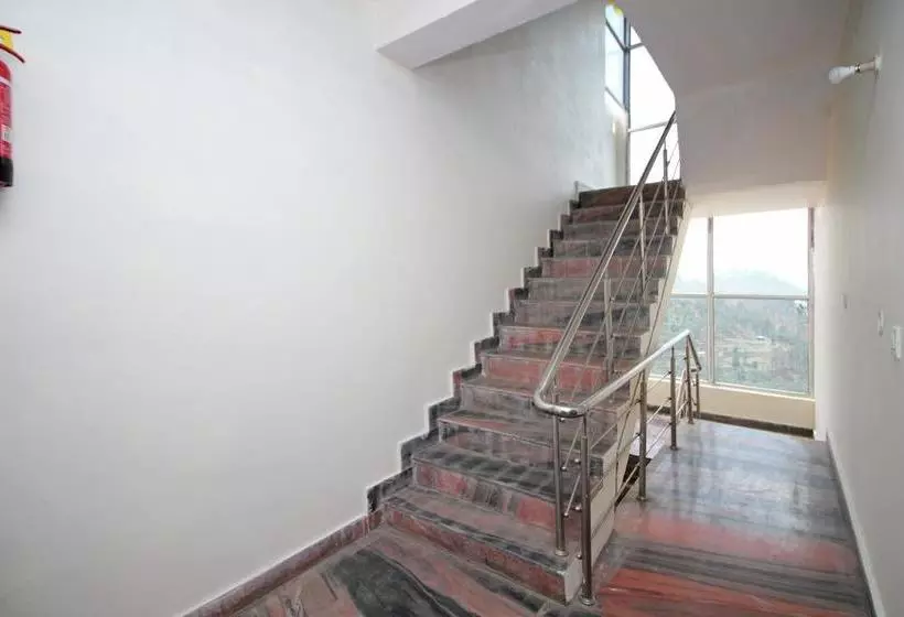 ホテル Hd View Point By OYO Rooms