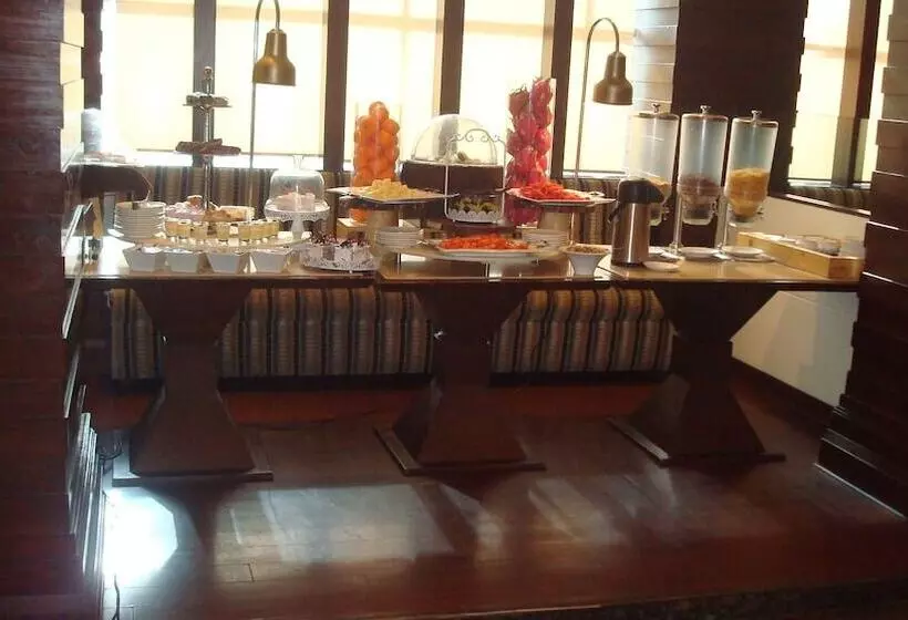 Hotelli Royal Cliff