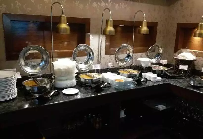 Hotelli Royal Cliff