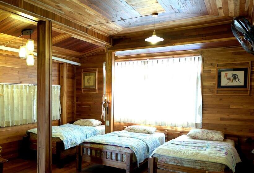 Klong Suan Plue Resort