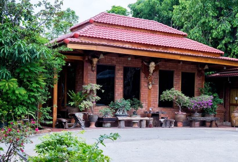Klong Suan Plue Resort
