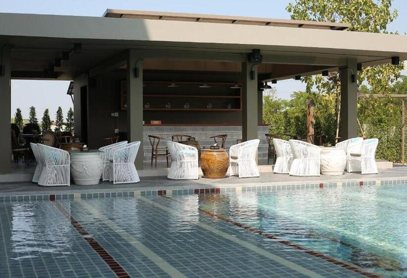 Navela Hotel & Convention