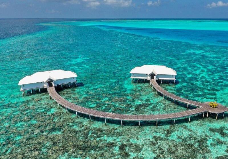 Diamonds Thudufushi Maldives Resort & Spa