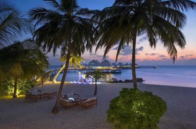 Diamonds Thudufushi Maldives Resort & Spa