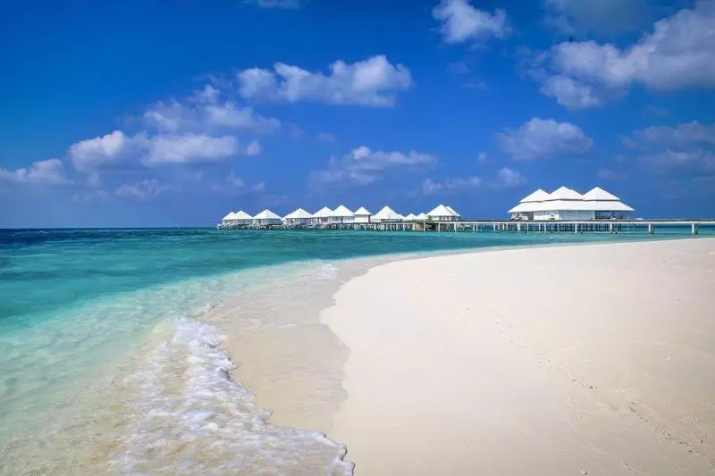 Diamonds Thudufushi Maldives Resort & Spa