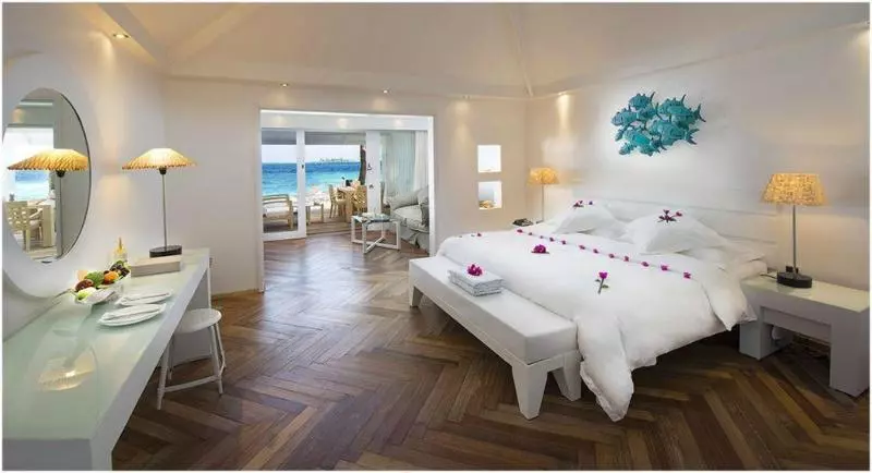 Diamonds Thudufushi Maldives Resort & Spa